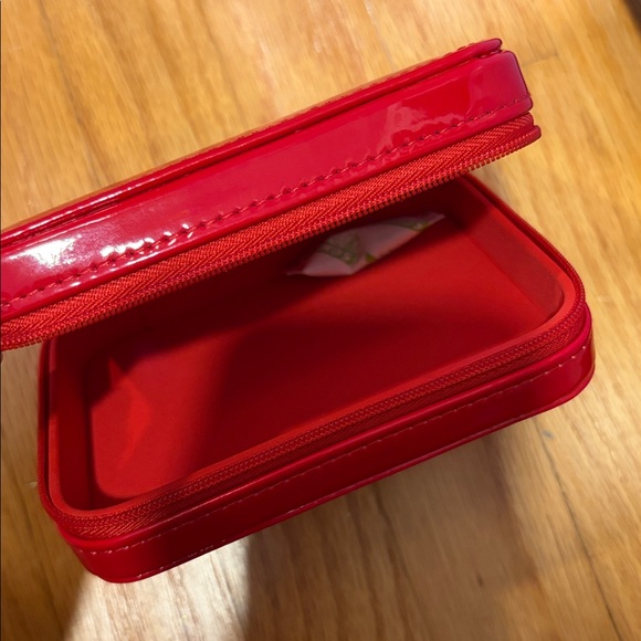 Red (Patent-Leather) Christian Louboutin Logo Vanity Cosmetic-Makeup Bag/Case - Picture 3 of 7